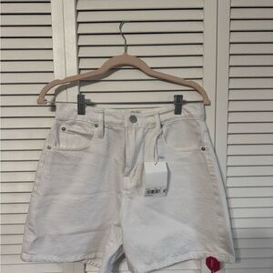 FRAME “The Easy Short”